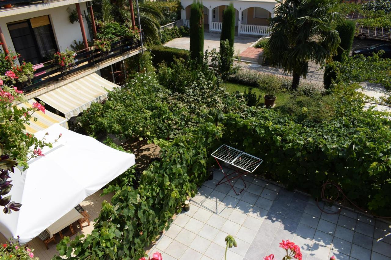 Rooms Vila Mautner Vodice Buitenkant foto