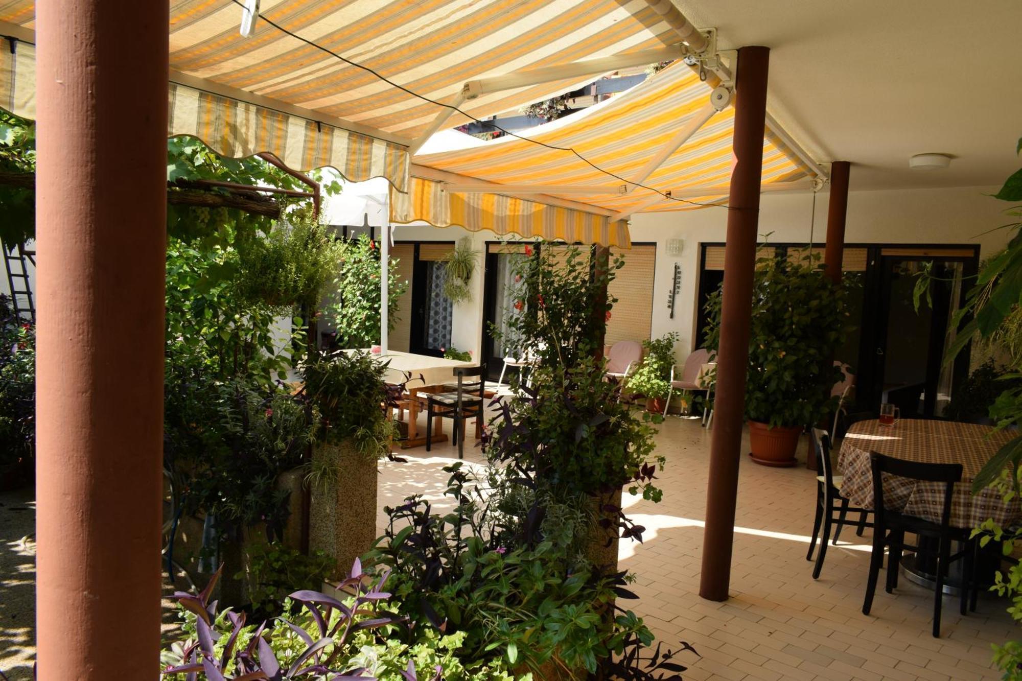 Rooms Vila Mautner Vodice Buitenkant foto