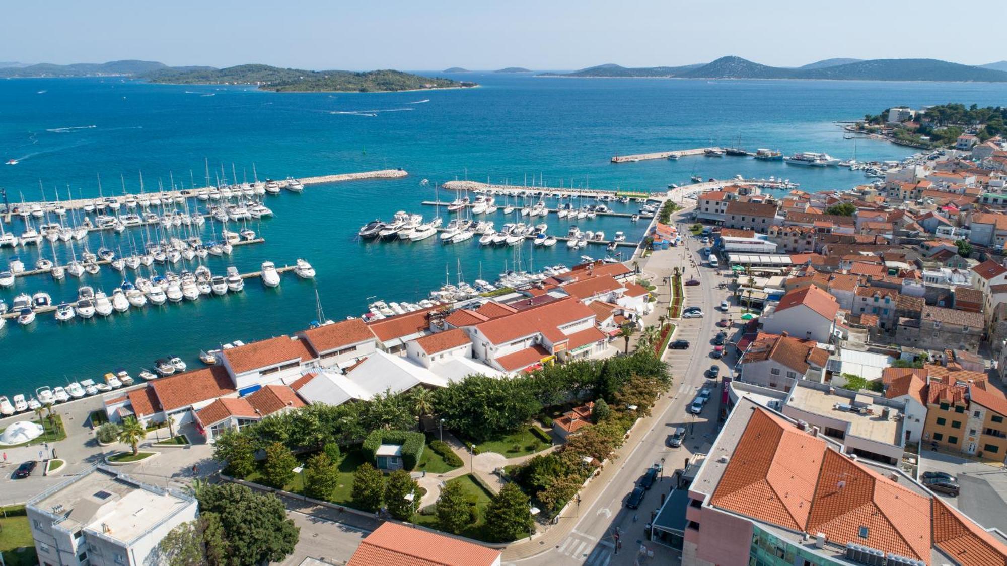 Rooms Vila Mautner Vodice Buitenkant foto
