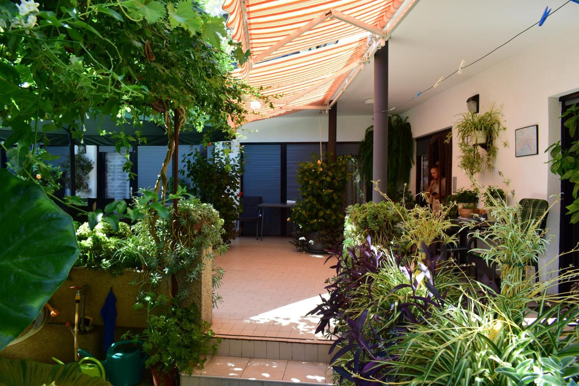 Rooms Vila Mautner Vodice Buitenkant foto