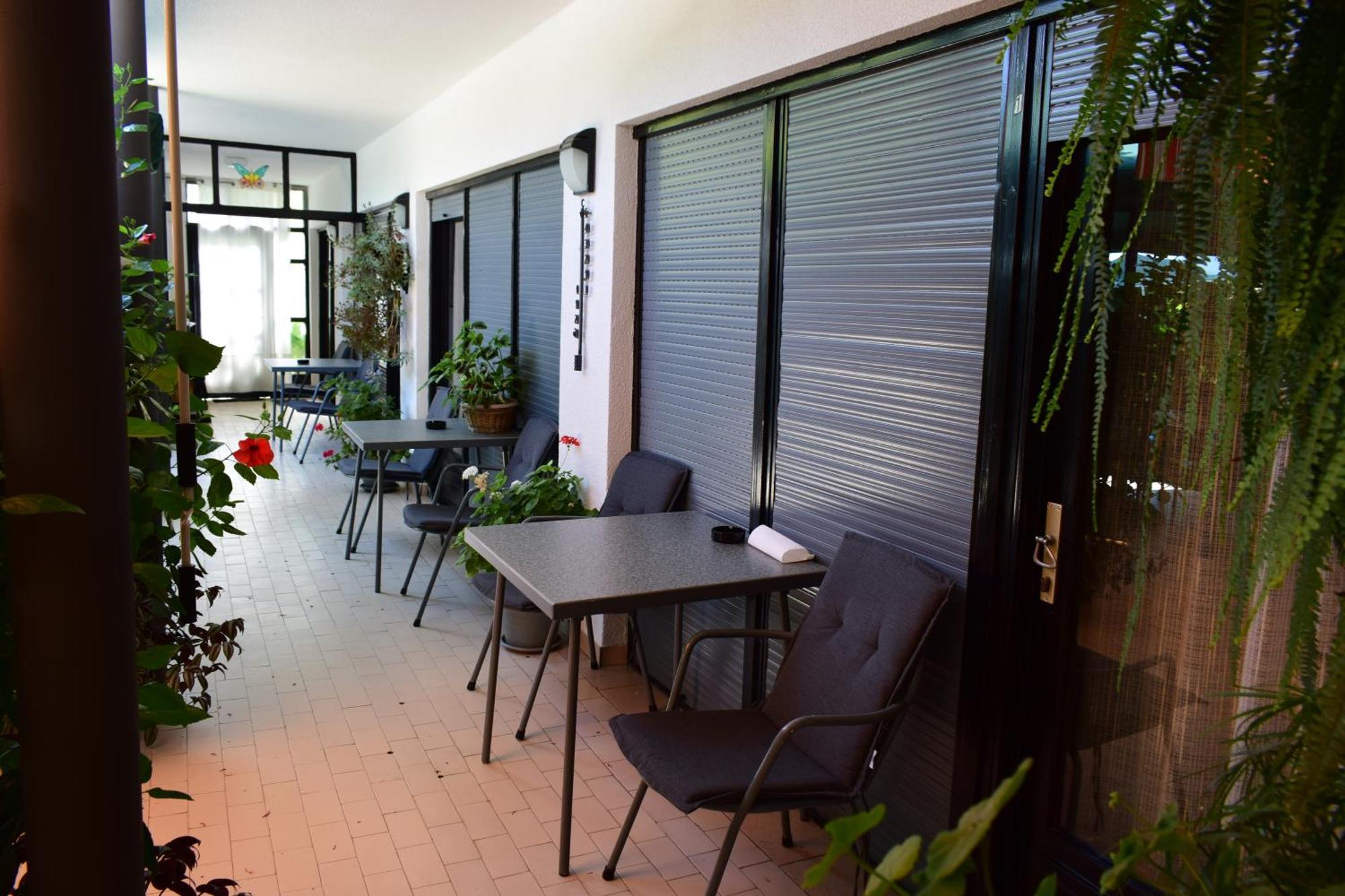 Rooms Vila Mautner Vodice Buitenkant foto