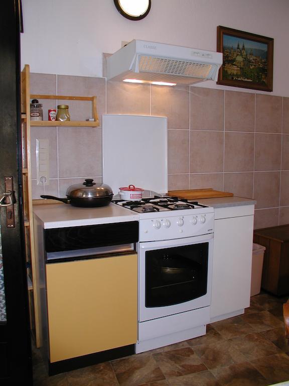 Rooms Vila Mautner Vodice Buitenkant foto