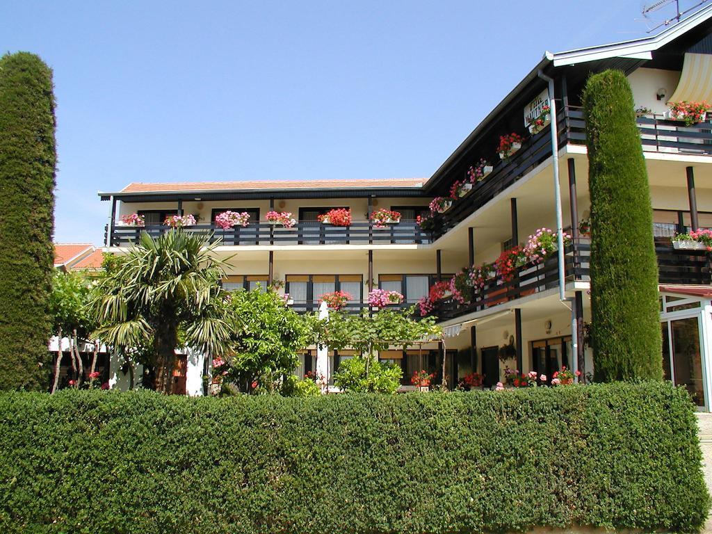 Rooms Vila Mautner Vodice Buitenkant foto